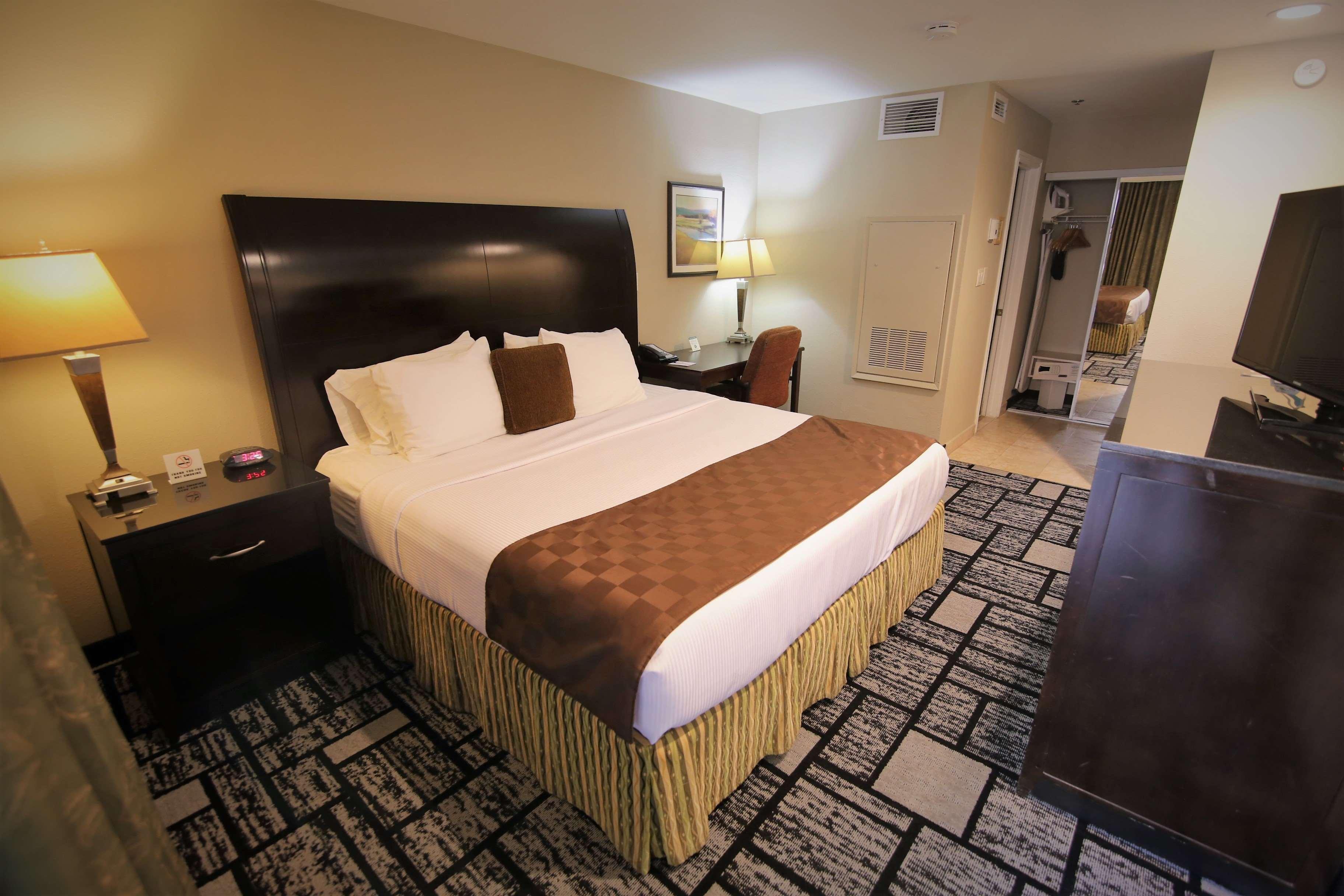 Best Western Plus Meridian Inn & Suites, Anaheim-Орандж Екстер'єр фото
