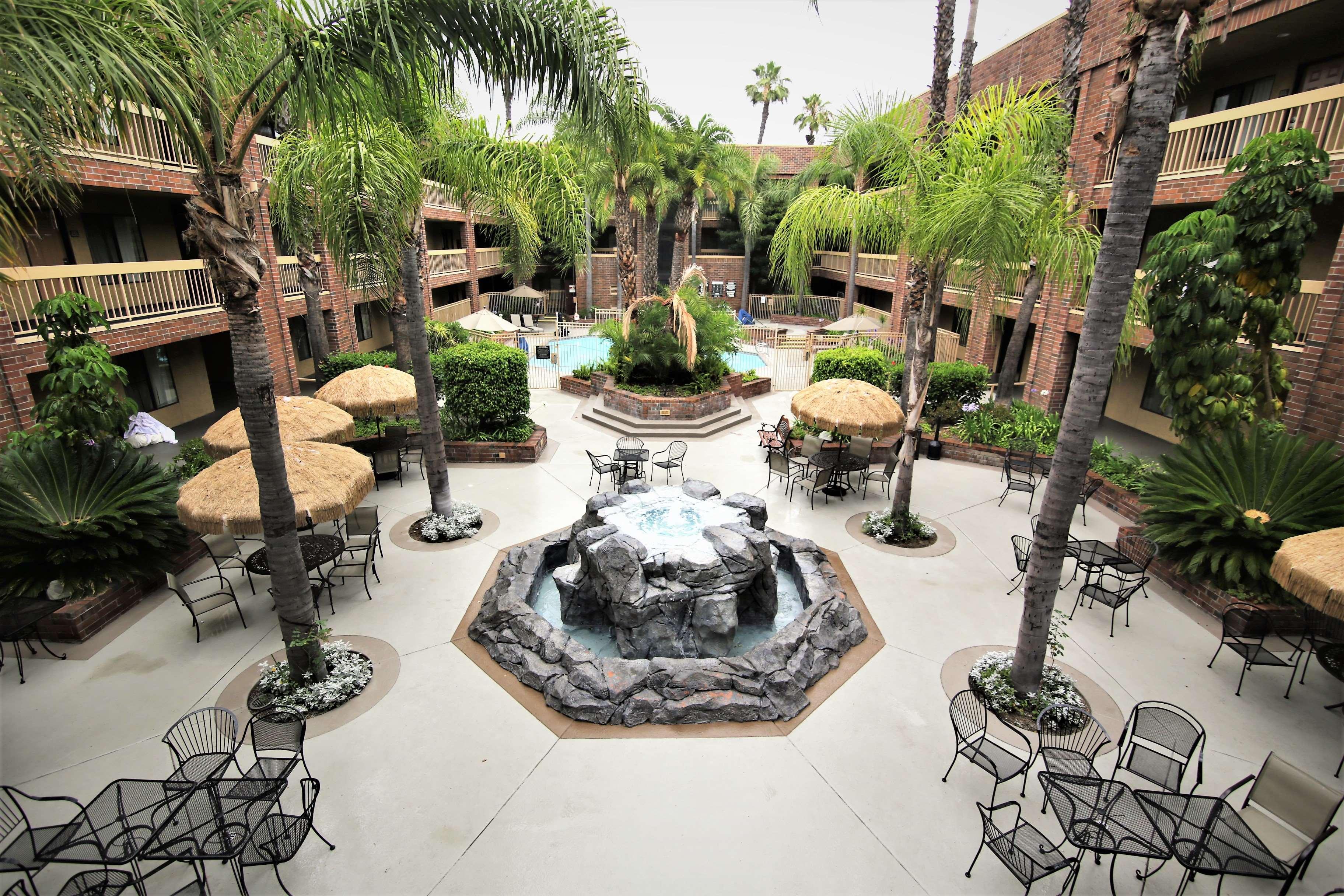 Best Western Plus Meridian Inn & Suites, Anaheim-Орандж Екстер'єр фото