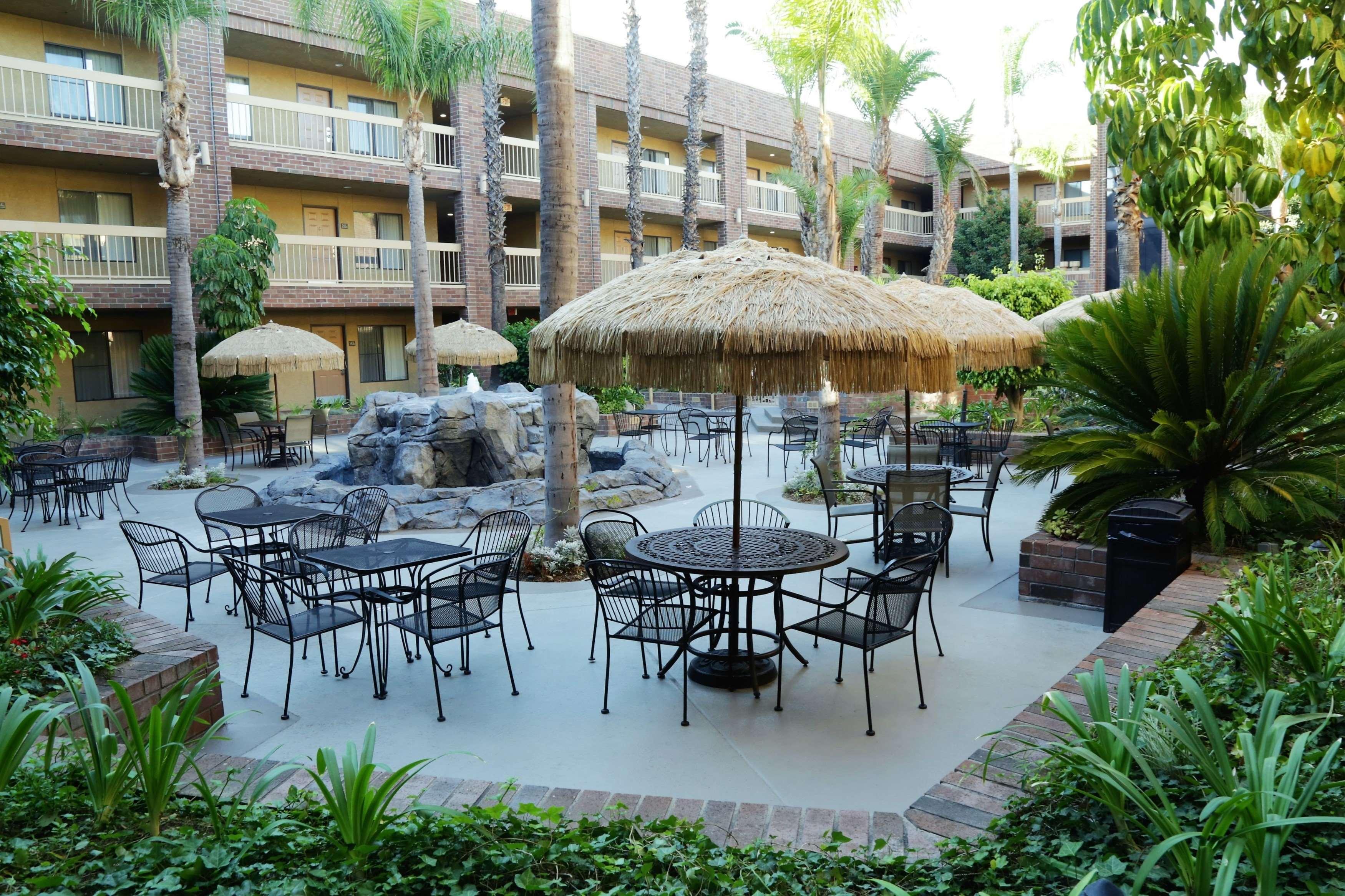 Best Western Plus Meridian Inn & Suites, Anaheim-Орандж Екстер'єр фото